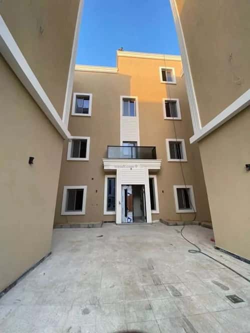 Building 1428.5 SQM Facing West Dahrat Laban, West Riyadh, Riyadh