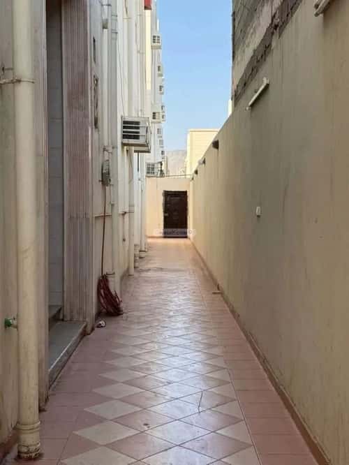 Building 777 SQM Facing East Haya Al-Ranoona, Madinah