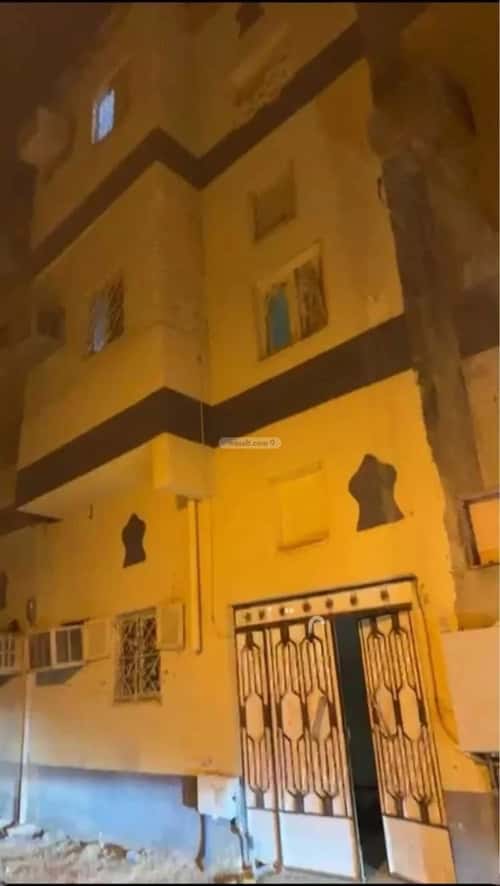 Building 96.01 SQM Facing East Al Duwaimah, Madinah