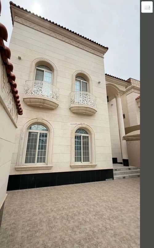 فيلا 390 متر مربع شمالية على شارع 20م البحيرة، الخبر