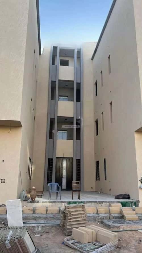 Building 900 SQM Facing West Dahrat Laban, West Riyadh, Riyadh