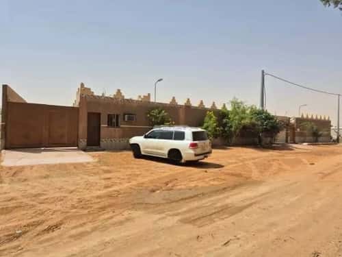 Rest House 2200 SQM Facing North on 15m Width Street Haya Towaiq, Almuzahimih