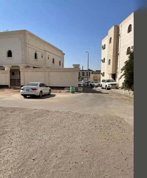 فيلا 980.81 متر مربع شمالية على شارع 16م الدفاع، المدينة المنورة