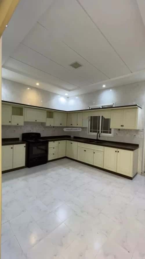 Villa 390 SQM Facing West with 7 Bedrooms Al-Qadisiyah, East Riyadh, Riyadh