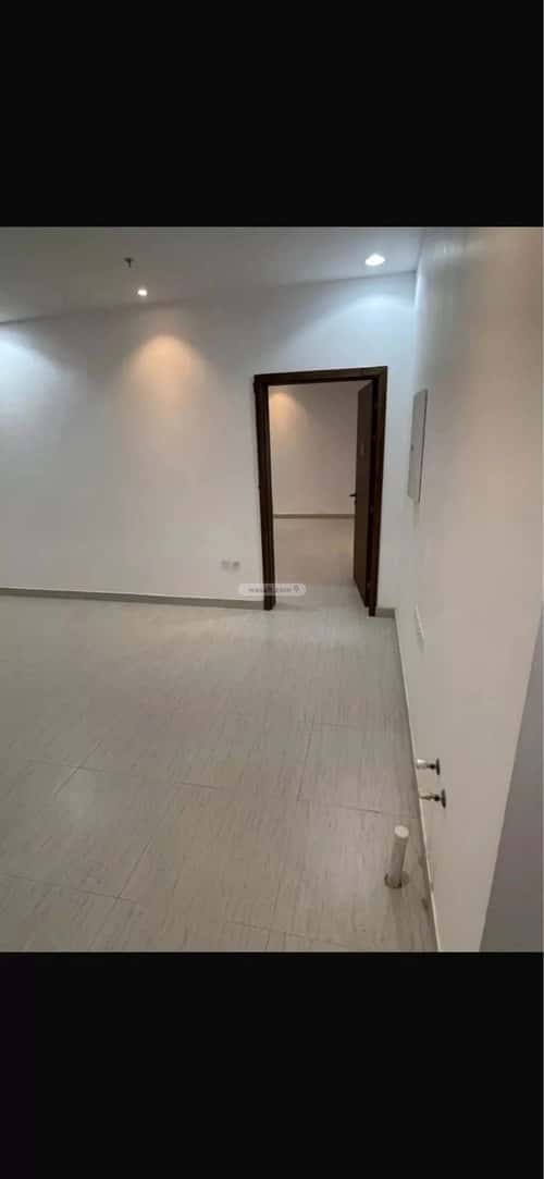 Building 1140 SQM Facing North Al-Muanisiyah, East Riyadh, Riyadh