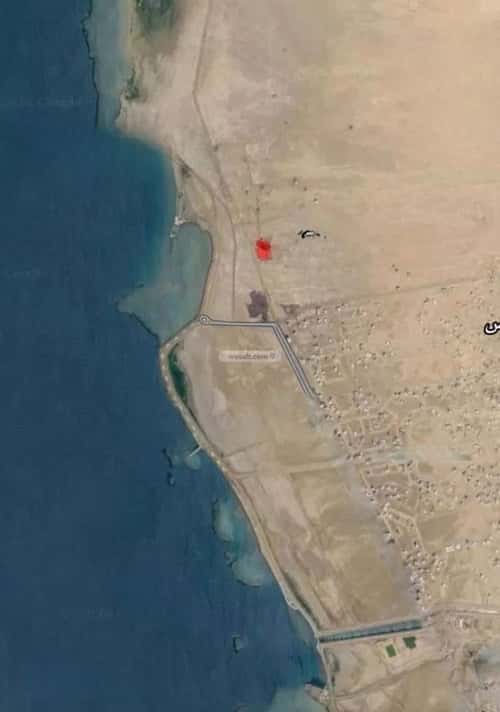أرض 975 متر مربع جنوبية على شارع 15م الشاطئ 3، القنفذة