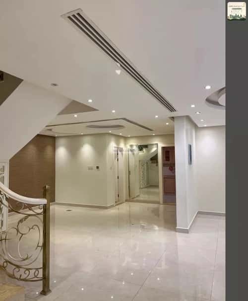 Villa 1125 SQM Facing North with 6 Bedrooms Al Tahlyah, Khobar