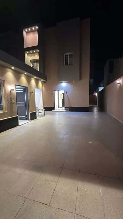 فيلا 300 متر مربع واجهة شرقية ب 8 غرف طويق، غرب الرياض، الرياض