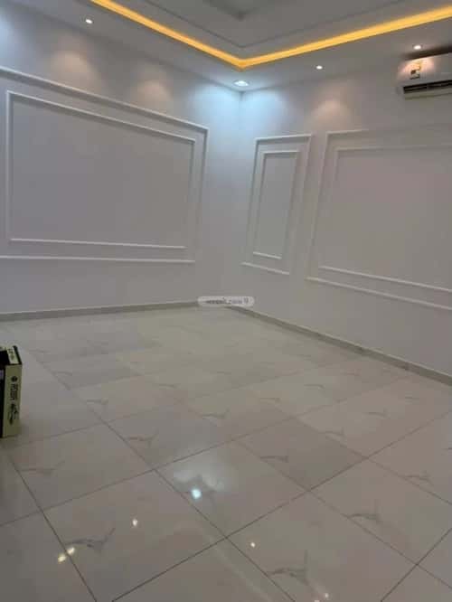Villa 200 SQM Facing South with 4 Bedrooms Al-Mahdiyah, West Riyadh, Riyadh