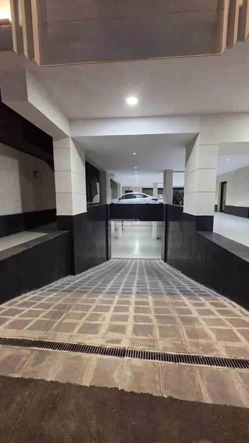 Apartment 750 SQM with 3 Bedrooms Al Azizeyyah, North Jeddah, Jeddah