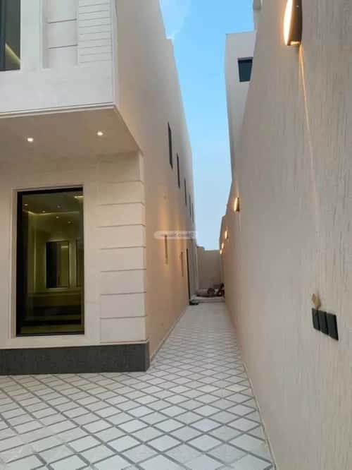فيلا 432 متر مربع غربية على شارع 15م البيان، شرق الرياض، الرياض