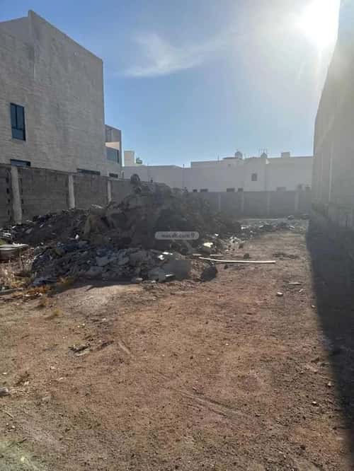 Land 300 SQM Facing East on 25m Width Street Al Sukb, Madinah