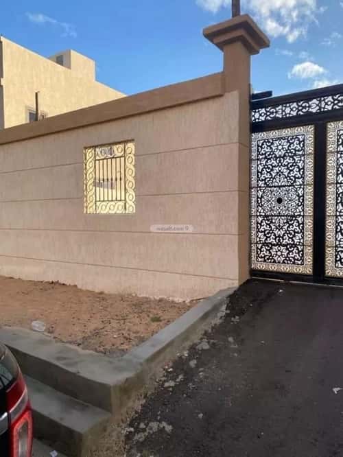Land 400 SQM Facing North on 10m Width Street Al Safliyah, Alttayif