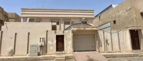 Villa 500 SQM Facing South on 20m Width Street East An-Naseem, East Riyadh, Riyadh