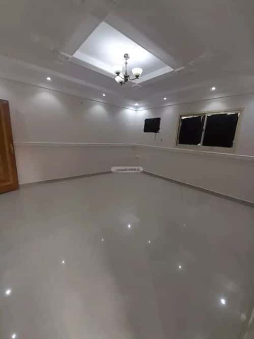 Floor 325 SQM with 5 Bedrooms Al-Yarmuk, East Riyadh, Riyadh