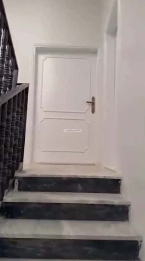 Apartment 420 SQM with 4 Bedrooms An-Nahdah, East Riyadh, Riyadh