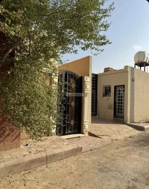 شقة 450 متر مربع ب 3 غرف العاصمة، الدرعية