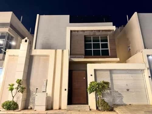 Villa 252 SQM Facing South with 5 Bedrooms Al-Muanisiyah, East Riyadh, Riyadh
