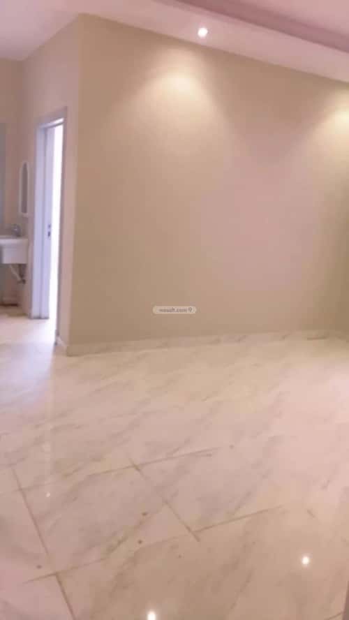 شقة 243 متر مربع ب 3 غرف عكاظ، جنوب الرياض، الرياض