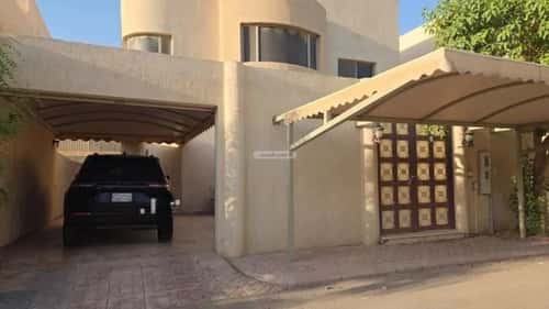 فيلا 450 متر مربع شمالية على شارع 15م الربيع، شمال الرياض، الرياض