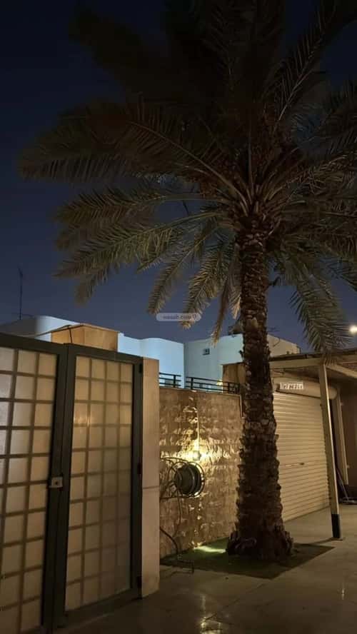فيلا 261.09 متر مربع جنوبية على شارع 15م الملك فهد، شمال الرياض، الرياض