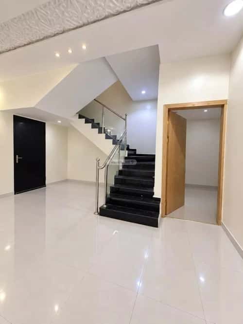 Villa 300 SQM Facing East with 5 Bedrooms Al-Janadriyah, East Riyadh, Riyadh