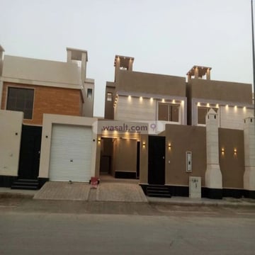 5 Bedroom(s) Villa for Sale in Dhahrat Al Badeah Dist. , Riyadh