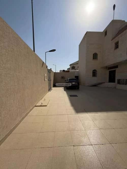 Villa 750 SQM Facing South East on 15m Width Street Al-Andalus, East Riyadh, Riyadh