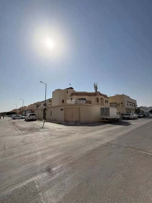 فيلا 750 متر مربع جنوبية شرقية على شارع 15م الأندلس، شرق الرياض، الرياض