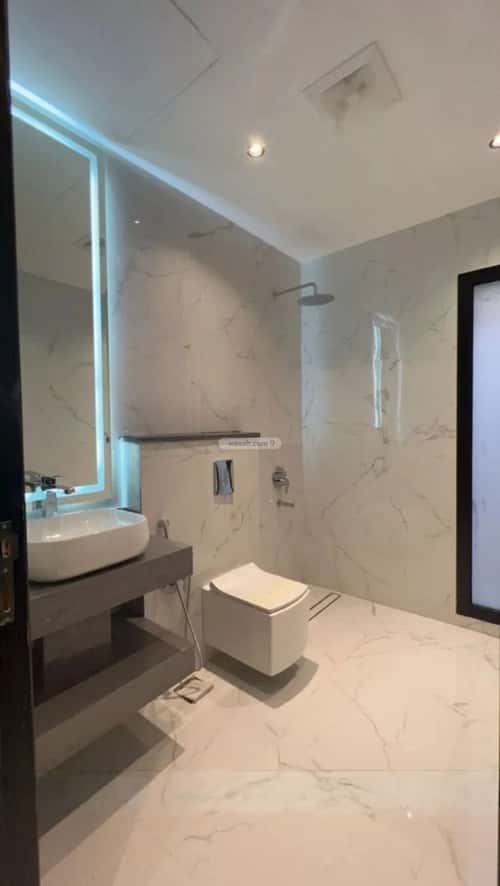 Floor 360 SQM with 4 Bedrooms Al-Qadisiyah, East Riyadh, Riyadh
