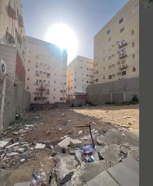 Land 648.8 SQM Facing East on 20m Width Street Alnakheel, East Jeddah, Jeddah