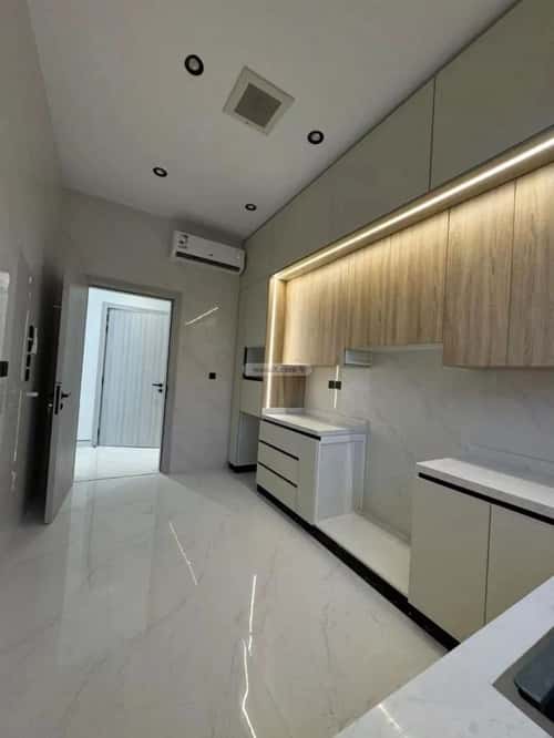 Apartment 400 SQM with 3 Bedrooms Al-Maizaliyah, East Riyadh, Riyadh
