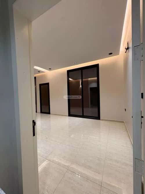 Floor 161.81 SQM with 4 Bedrooms Al-Maizaliyah, East Riyadh, Riyadh