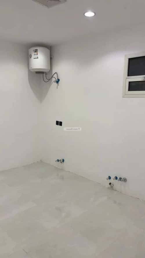 Apartment 450 SQM with 3 Bedrooms Twaeeq, West Riyadh, Riyadh