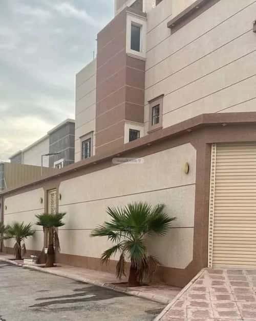 Villa 250 SQM Facing South West on 20m Width Street Dirab, West Riyadh, Riyadh