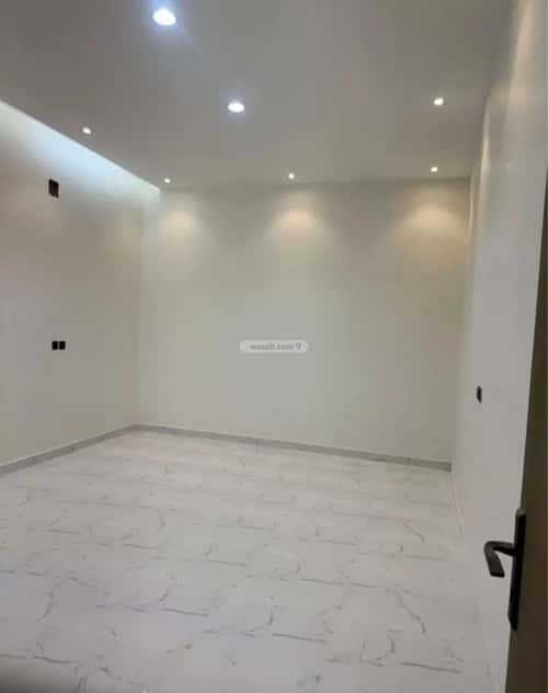 Floor 152.58 SQM with 5 Bedrooms Okaz, South Riyadh, Riyadh
