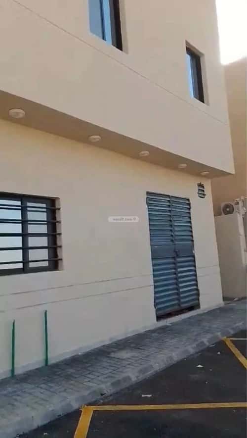 Building 900 SQM Facing South Dahiat Namar, West Riyadh, Riyadh