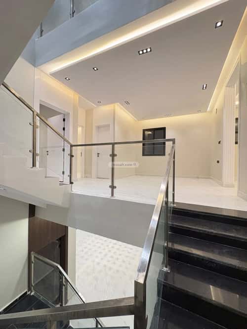 Villa 250 SQM Facing South on 15m Width Street Ar-Rimal, East Riyadh, Riyadh