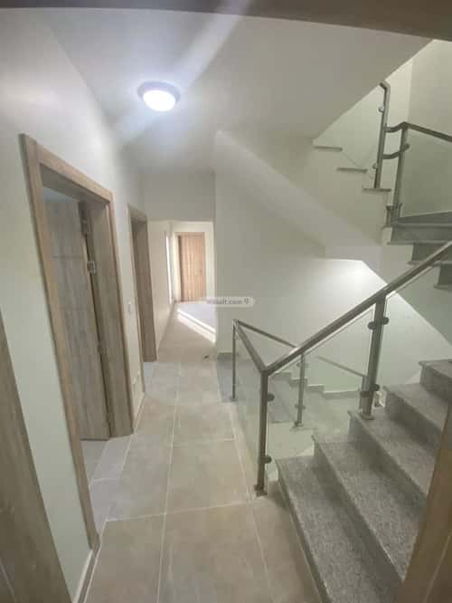 Villa 300 SQM Facing North with 5 Bedrooms Al-Janadriyah, East Riyadh, Riyadh