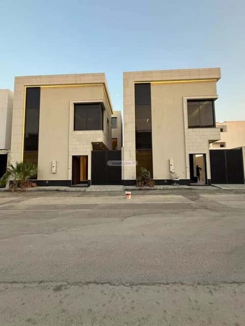 Villa 370.31 SQM Facing North on 20m Width Street Al-Mahdiyah, West Riyadh, Riyadh