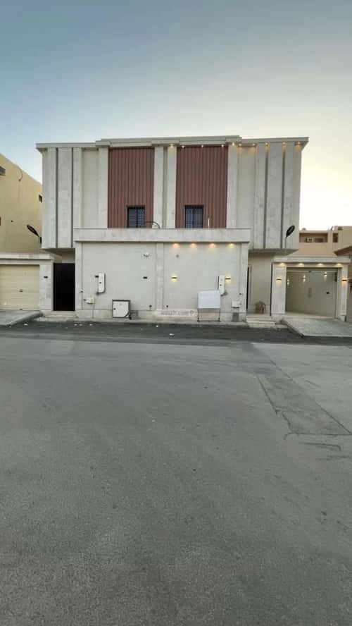 فيلا 200 متر مربع جنوبية على شارع 15م طويق، غرب الرياض، الرياض