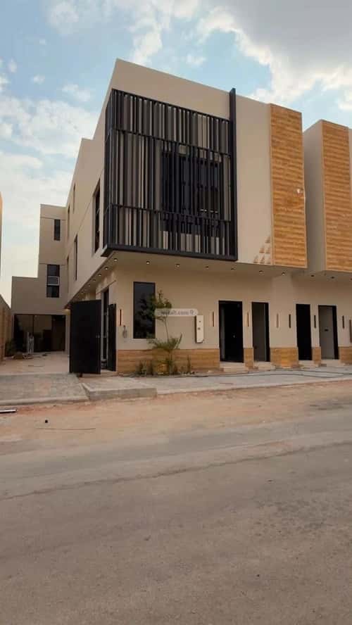 Villa 331.43 SQM Facing East on 20m Width Street Al-Mahdiyah, West Riyadh, Riyadh