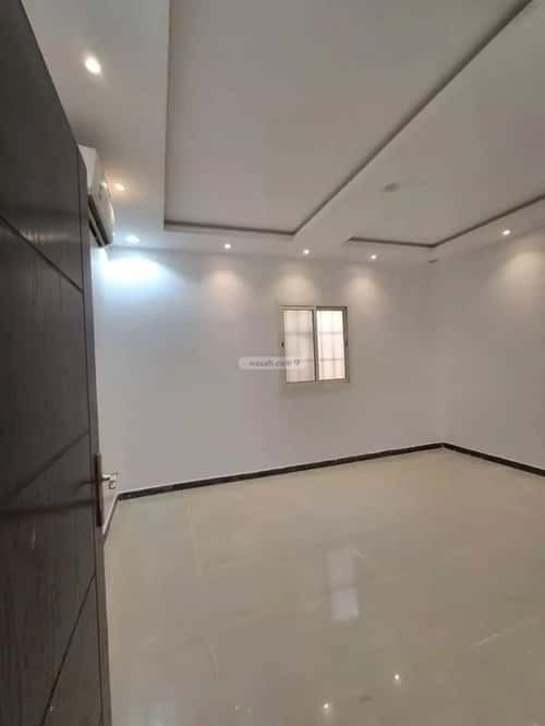 Floor 450 SQM with 5 Bedrooms Al-Mahdiyah, West Riyadh, Riyadh