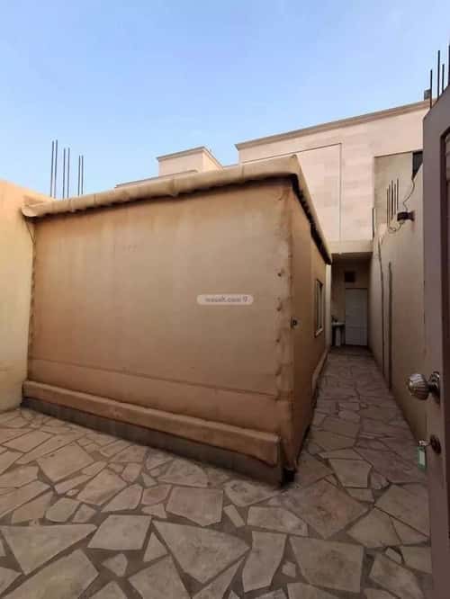 Rest House 900 SQM with 2 Bedrooms Al-Mahdiyah, West Riyadh, Riyadh