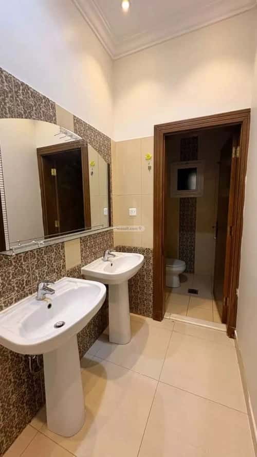 Floor 400 SQM with 5 Bedrooms Al-Khaleej, East Riyadh, Riyadh