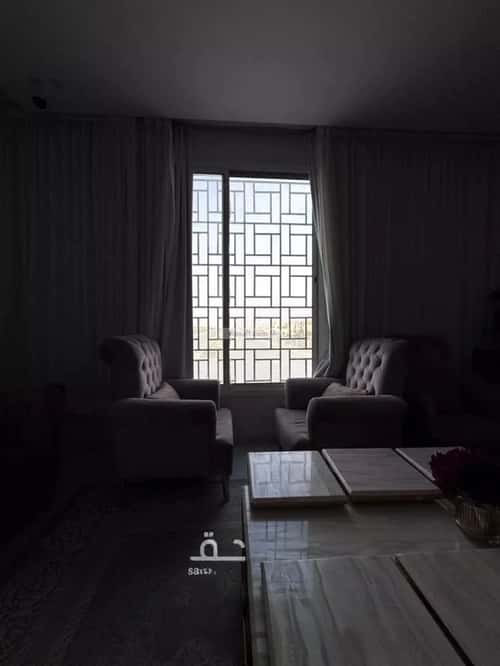 Floor 400 SQM with 5 Bedrooms Al-Janadriyah, East Riyadh, Riyadh