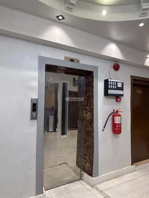 Building 700 SQM Facing South Almabdah, Makkah Al Mukarramah