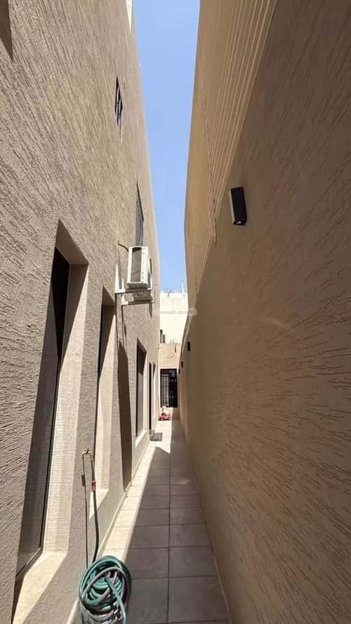 Floor 196.02 SQM with 5 Bedrooms As-Saadah, East Riyadh, Riyadh