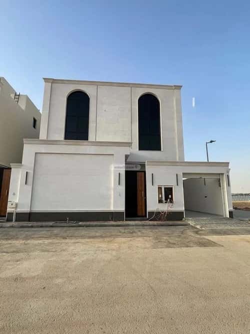 Villa 360 SQM Facing South on 18m Width Street Ar-Rimal, East Riyadh, Riyadh