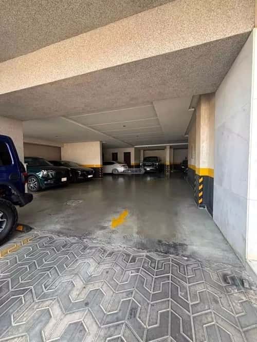 Apartment 638 SQM with 3 Bedrooms Al Azizeyyah, North Jeddah, Jeddah